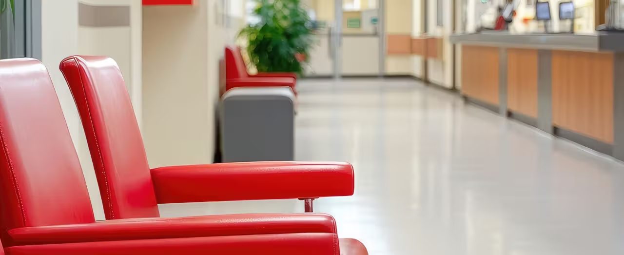 Troska o siebie zaczyna się od udanej rejestracji – i co mają z tym wspólnego prywatne przychodnie w Warszawie